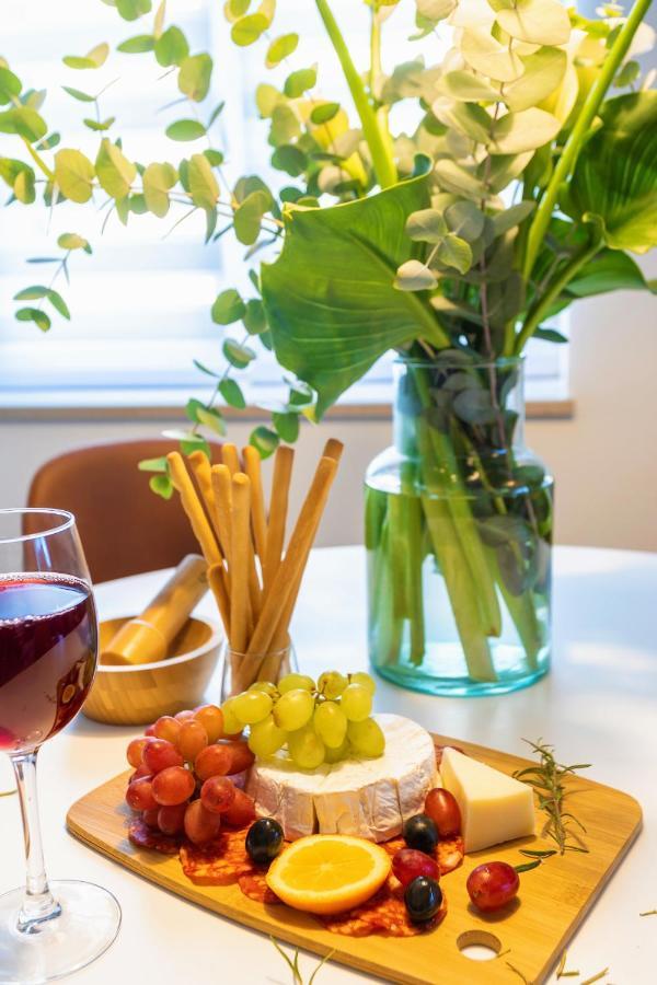 Apartman Olive Supetar Bagian luar foto