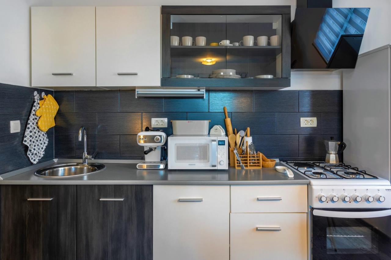 Apartman Olive Supetar Bagian luar foto