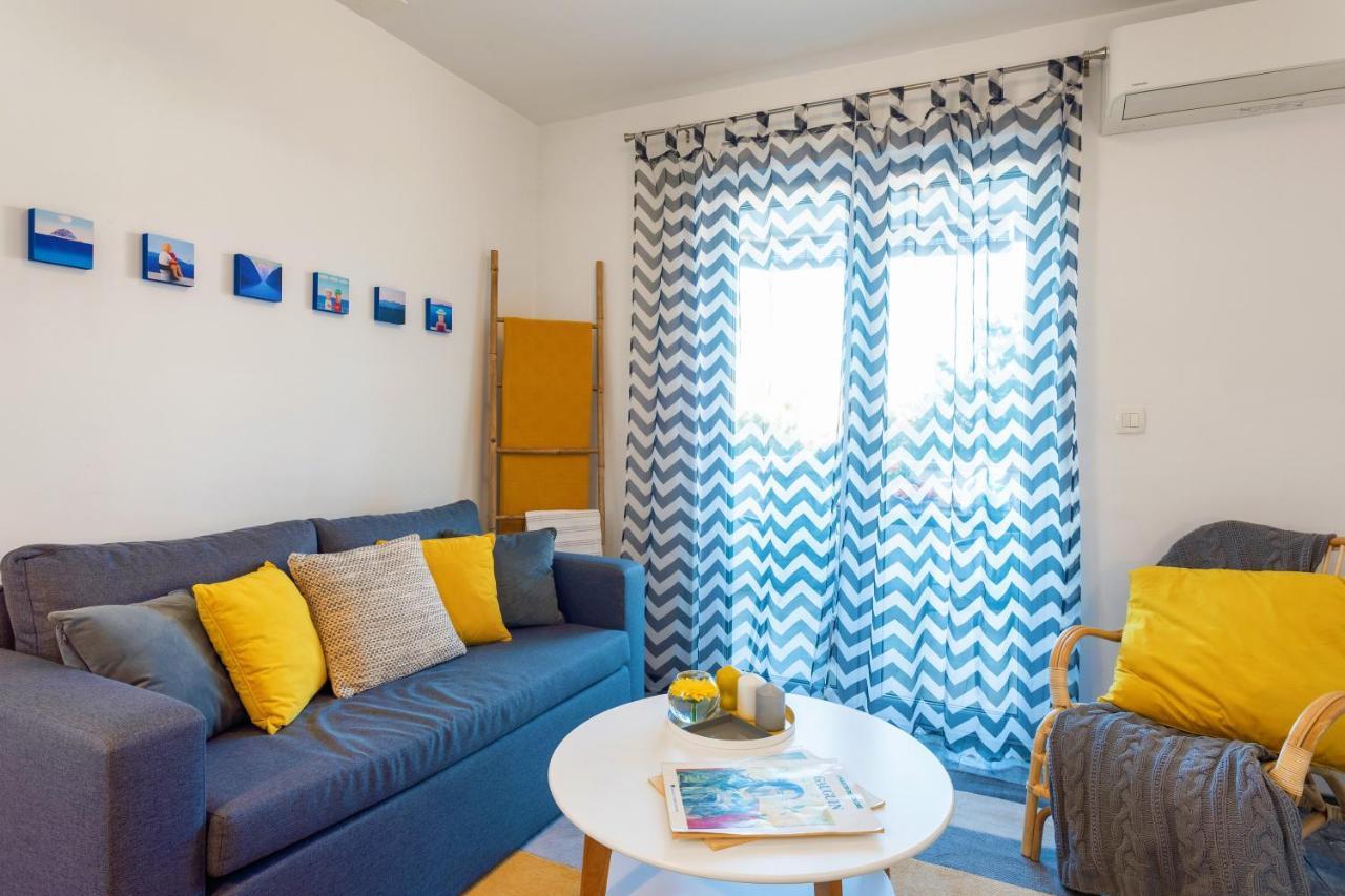 Apartman Olive Supetar Bagian luar foto