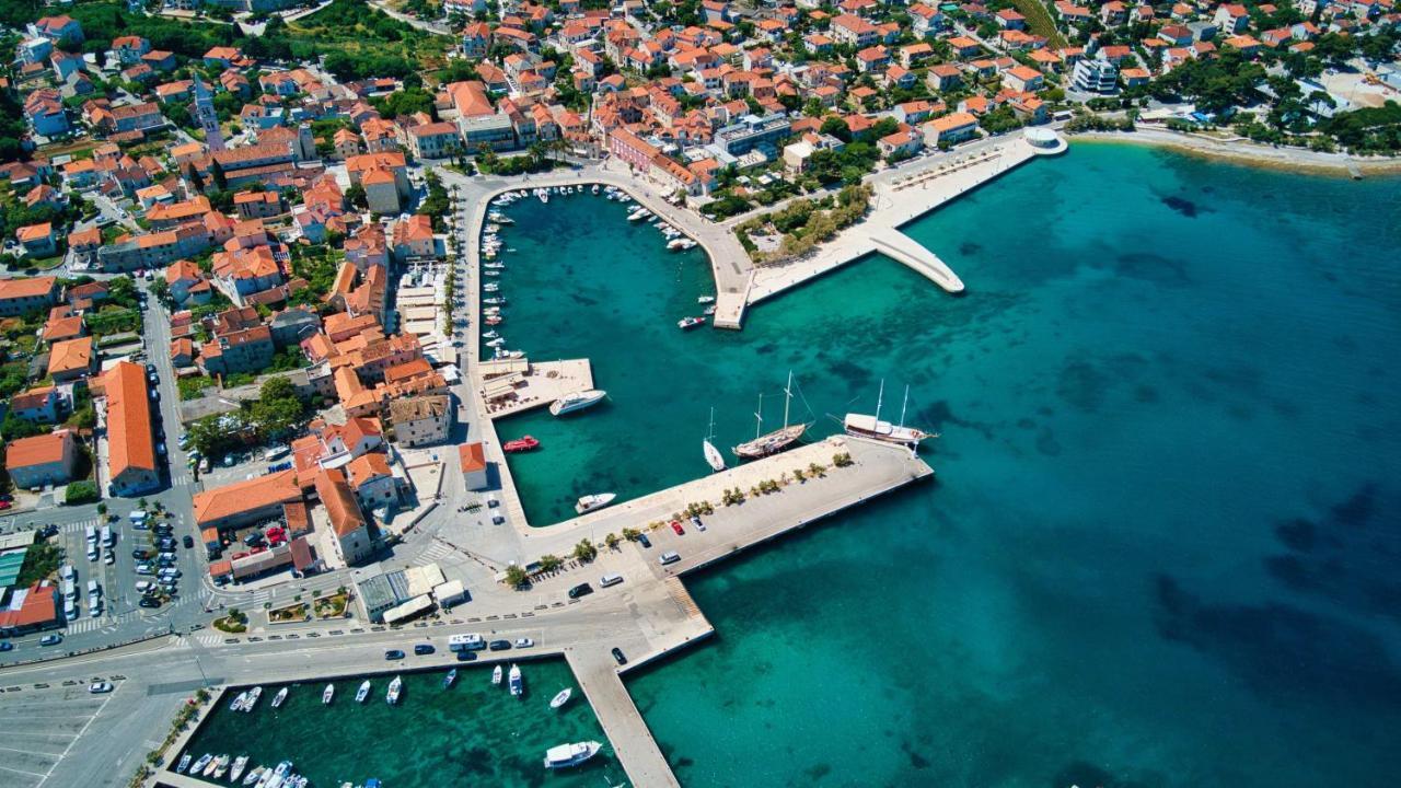 Apartman Olive Supetar Bagian luar foto